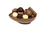 chocola half ei met bonbons